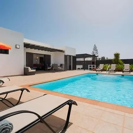 3-Bed Villa In Playa Blanca With Heated Pool * Πλάγια Μπλάνκα