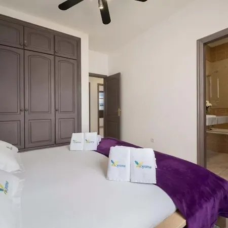 Βίλα 3-Bed Villa In Playa Blanca With Heated Pool Πλάγια Μπλάνκα